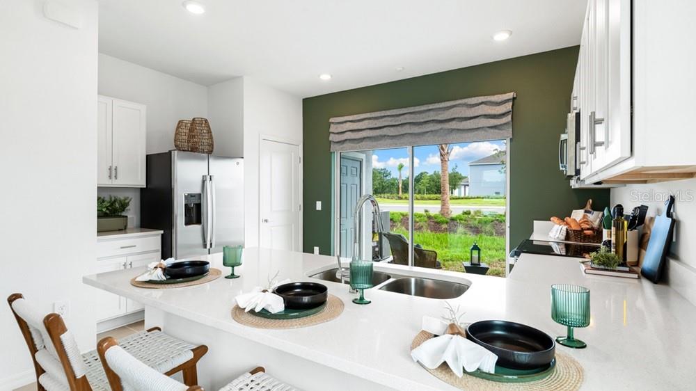 Image 8 of 39 For 14032 Textile Run