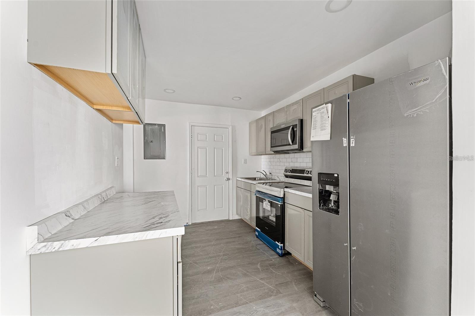 Image 13 of 25 For 1651 3rd Street