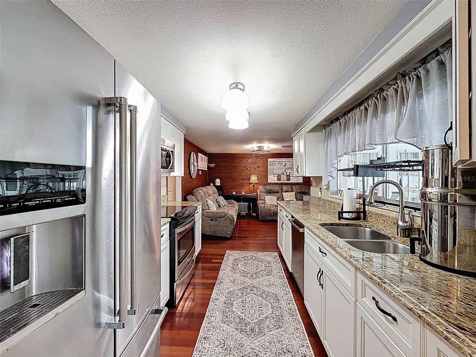 Image 22 of 64 For 1602 Alder Way