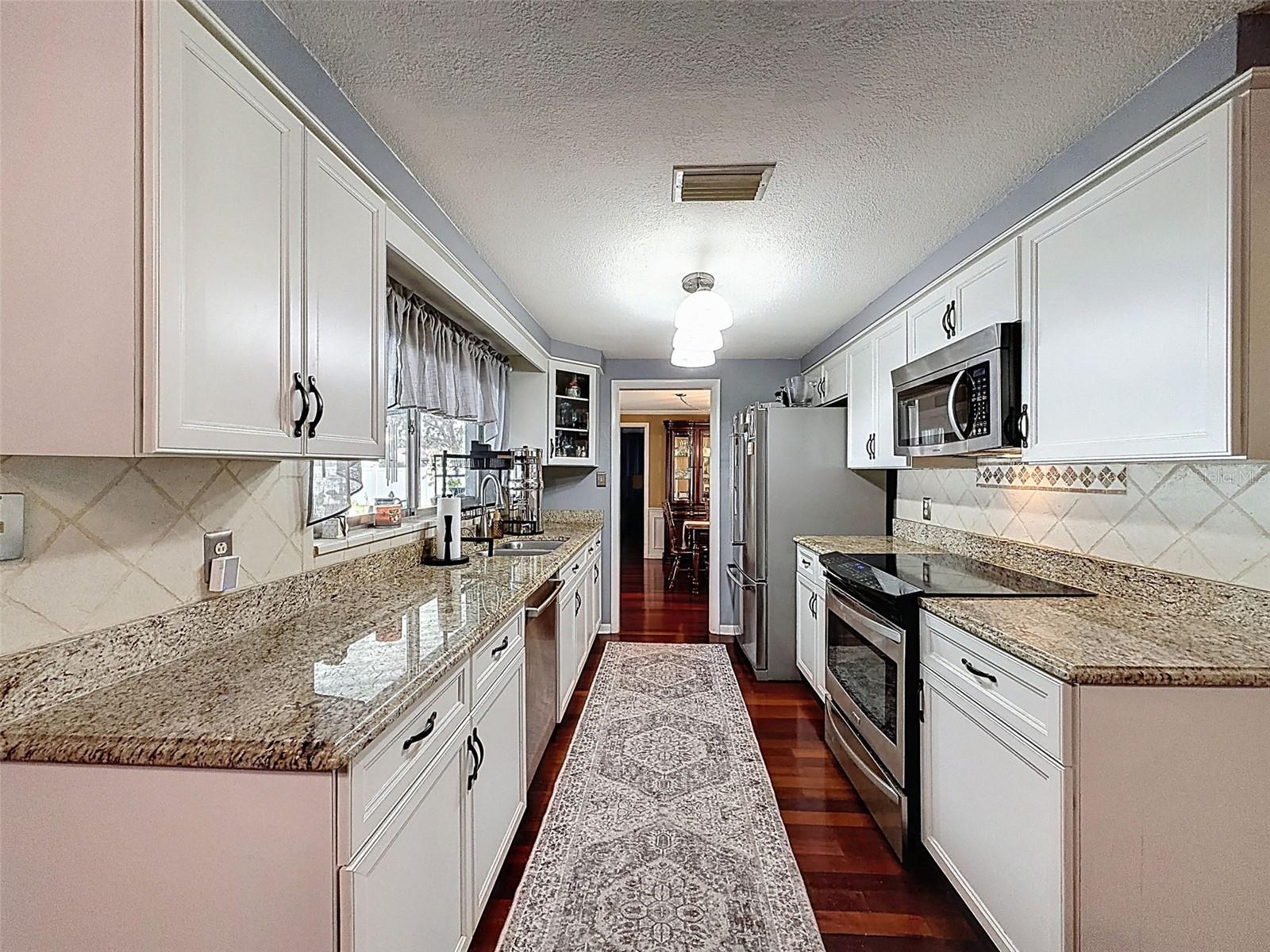 Image 26 of 64 For 1602 Alder Way