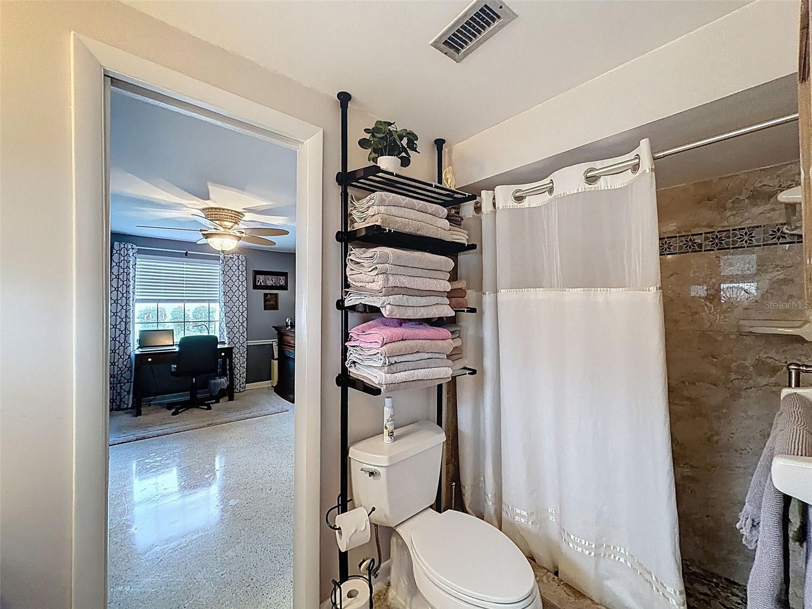 Image 34 of 64 For 1602 Alder Way