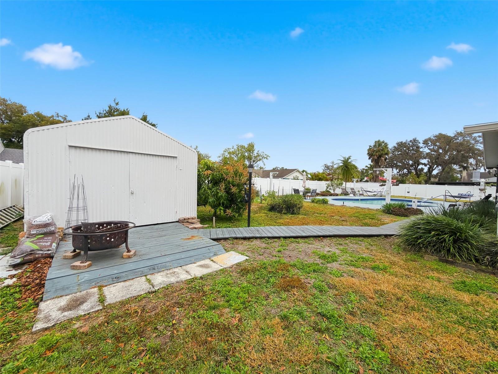 Image 57 of 64 For 1602 Alder Way