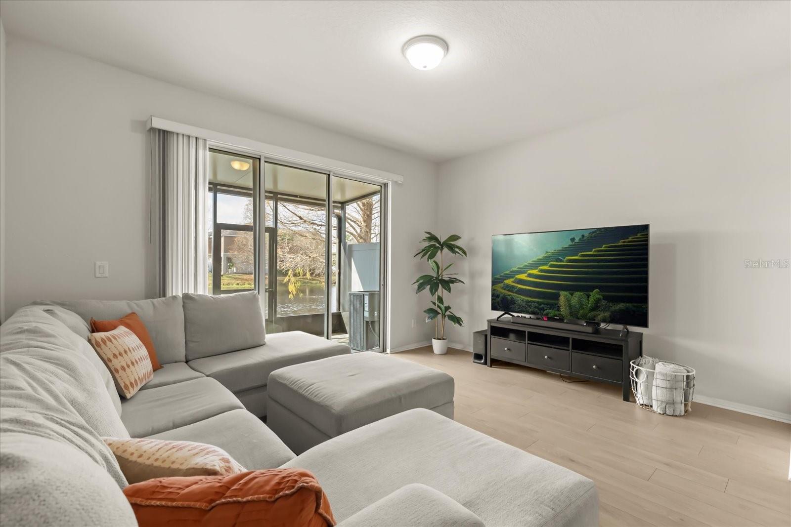 Image 12 of 34 For 4909 White Sanderling Court