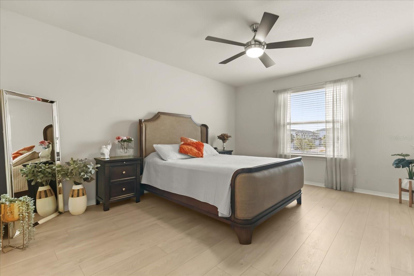 Image 16 of 34 For 4909 White Sanderling Court