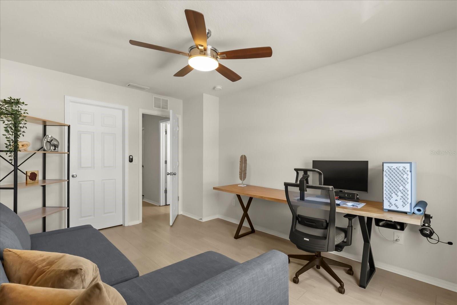 Image 24 of 34 For 4909 White Sanderling Court