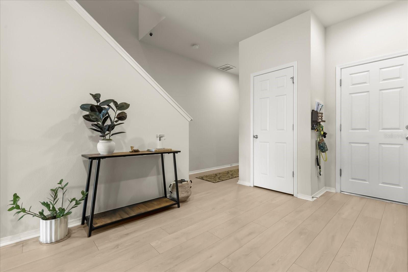 Image 3 of 34 For 4909 White Sanderling Court