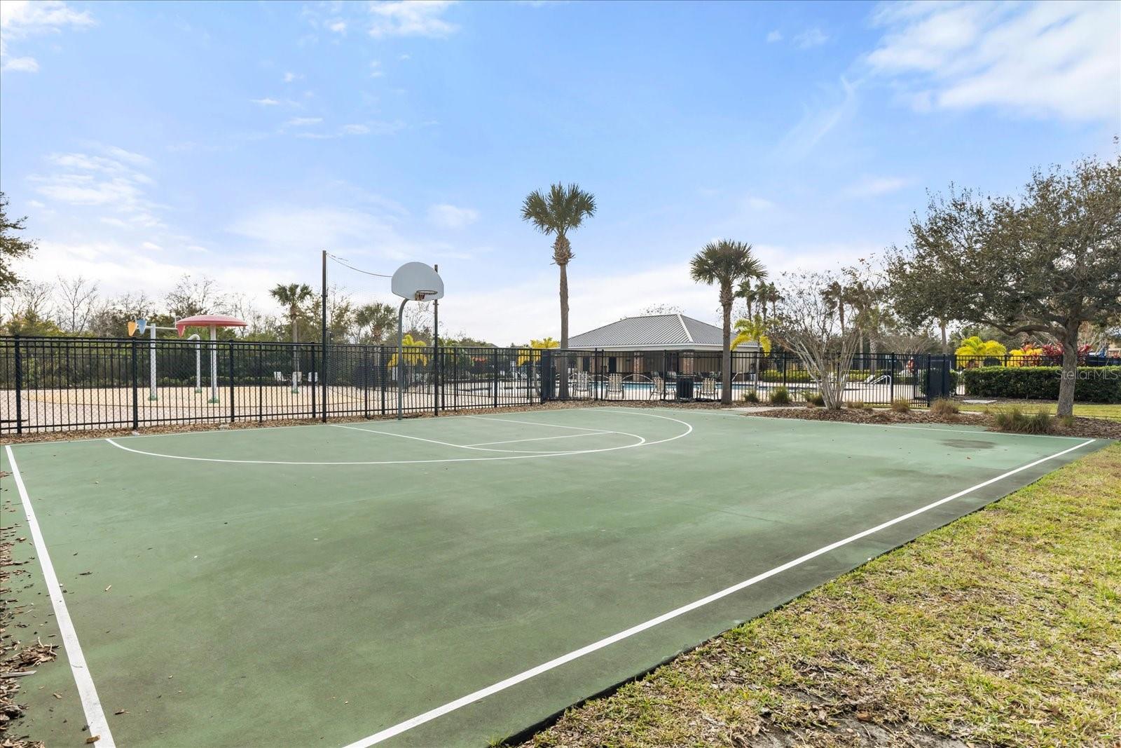 Image 33 of 34 For 4909 White Sanderling Court