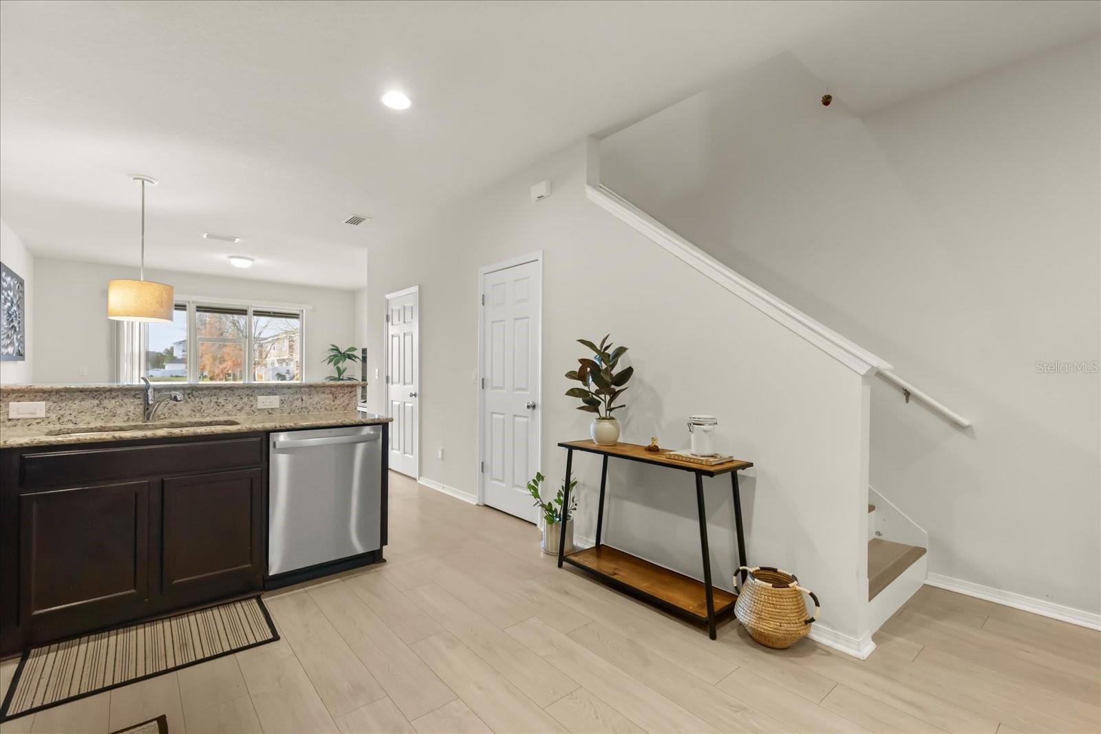 Image 4 of 34 For 4909 White Sanderling Court