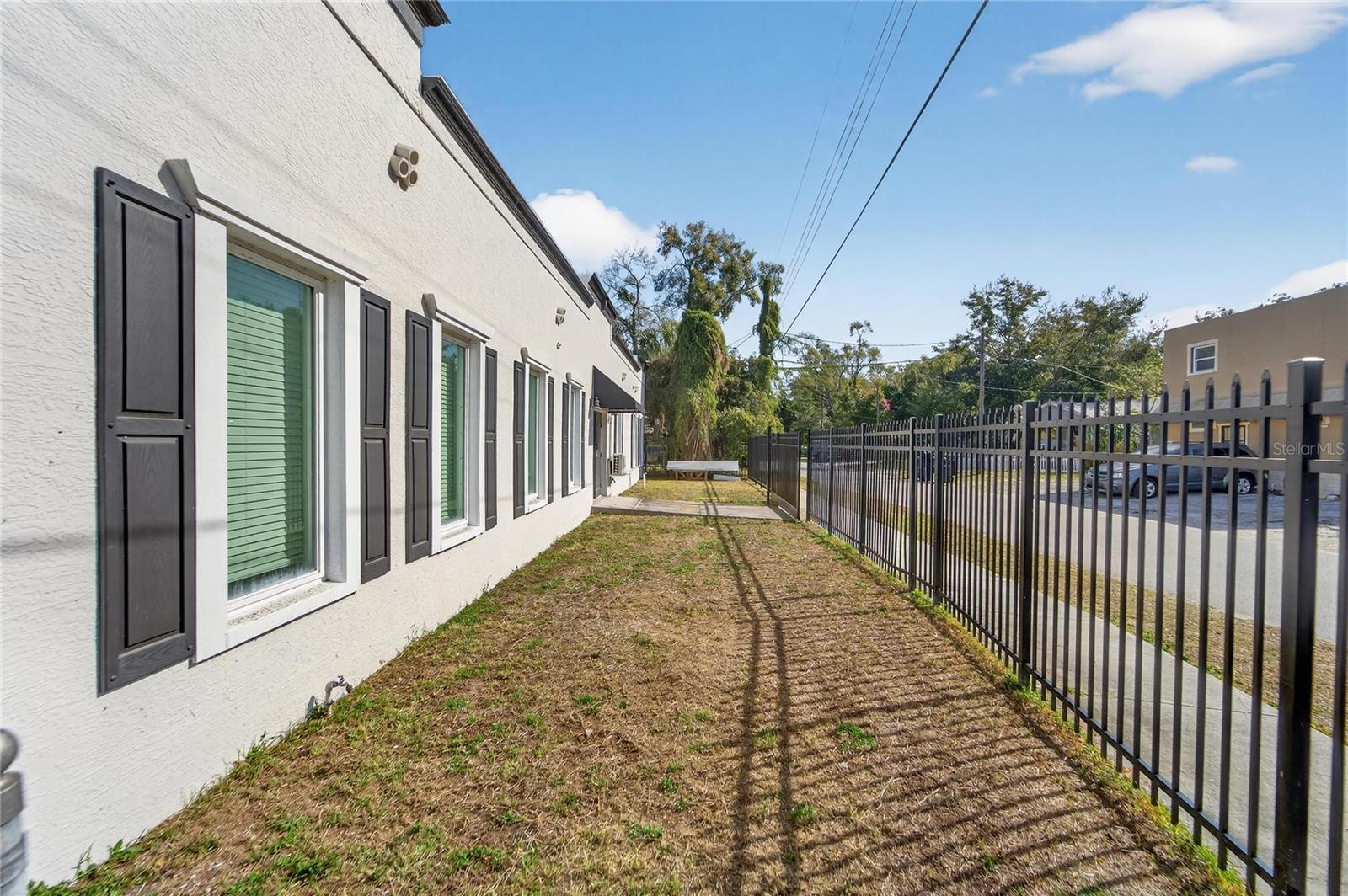 Image 27 of 99 For 3411 29th Street