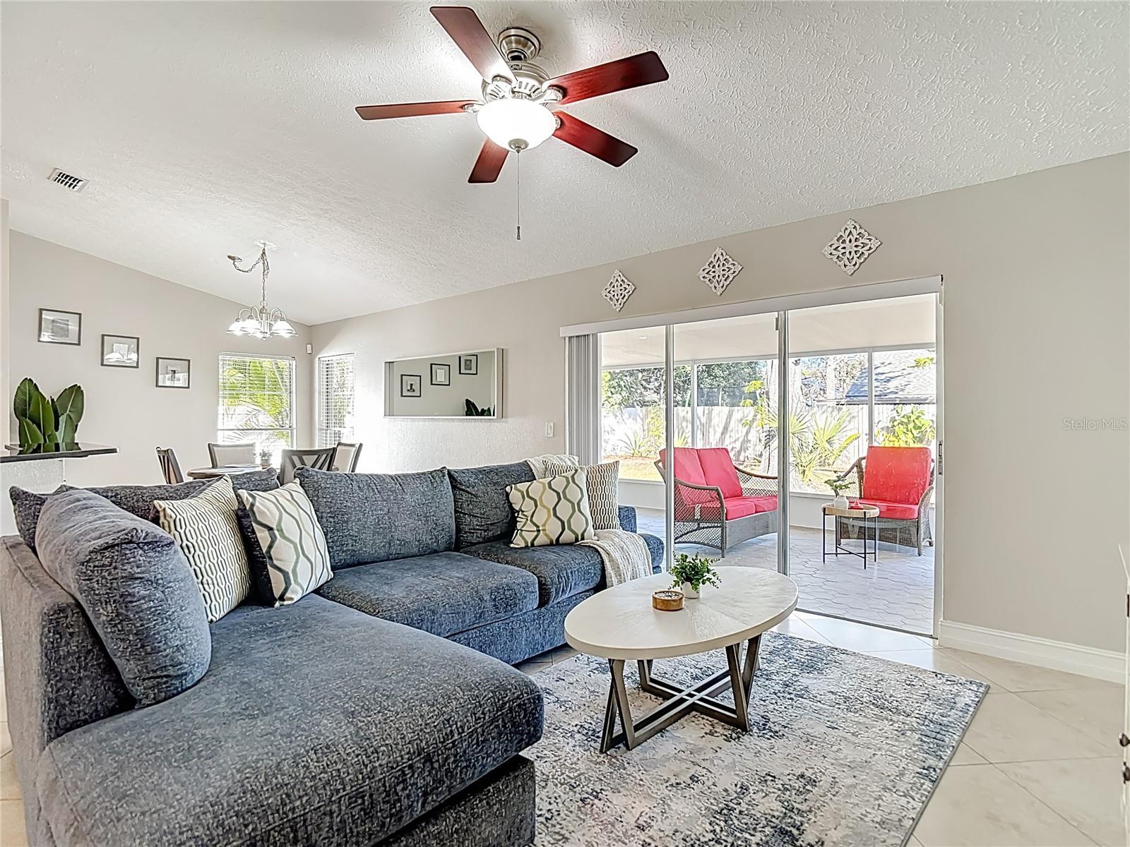 Image 14 of 72 For 21515 Curlew Court