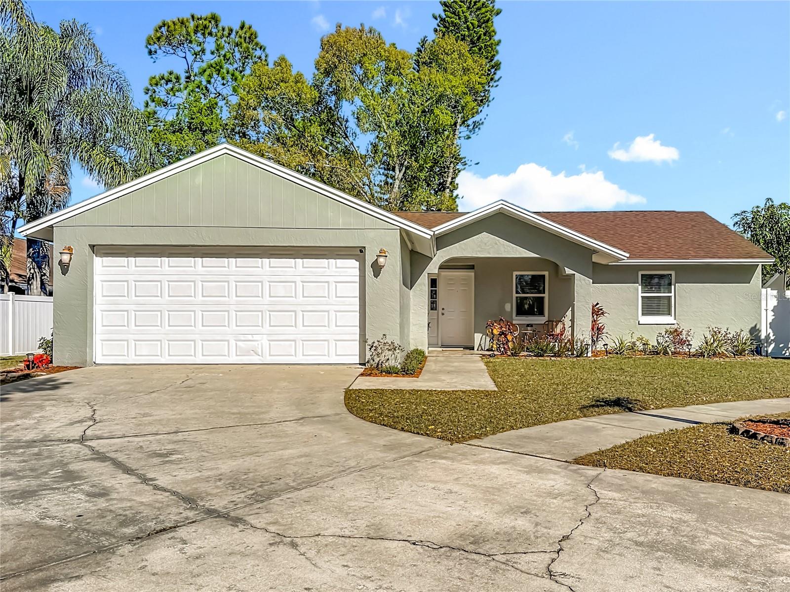 Image 4 of 72 For 21515 Curlew Court