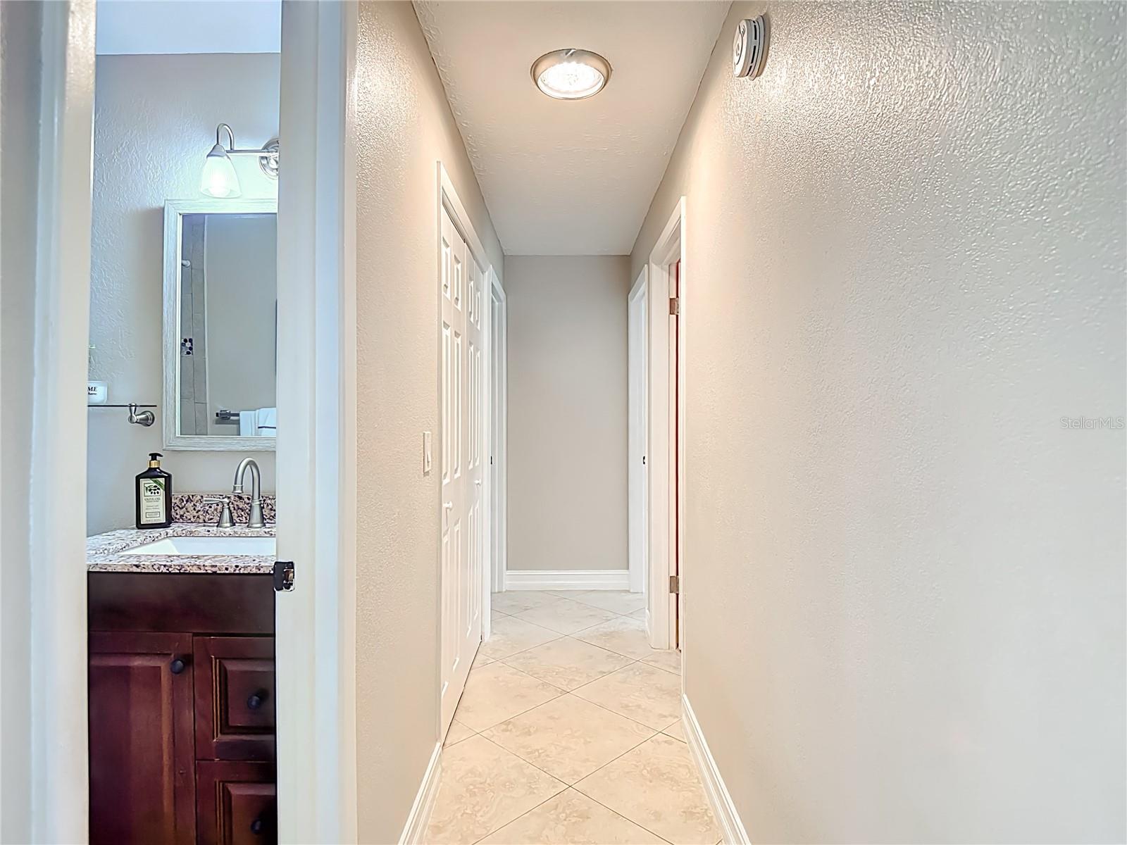 Image 40 of 72 For 21515 Curlew Court