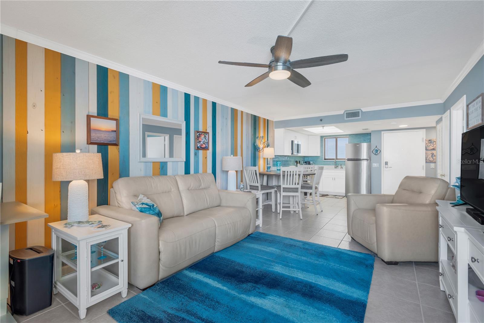 Image 10 of 40 For 5915 Sea Ranch Drive 805