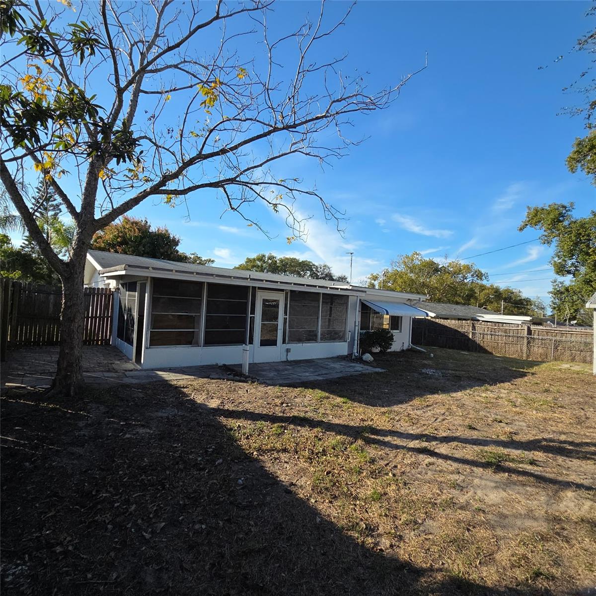 Image 34 of 37 For 4642 Belfast Drive