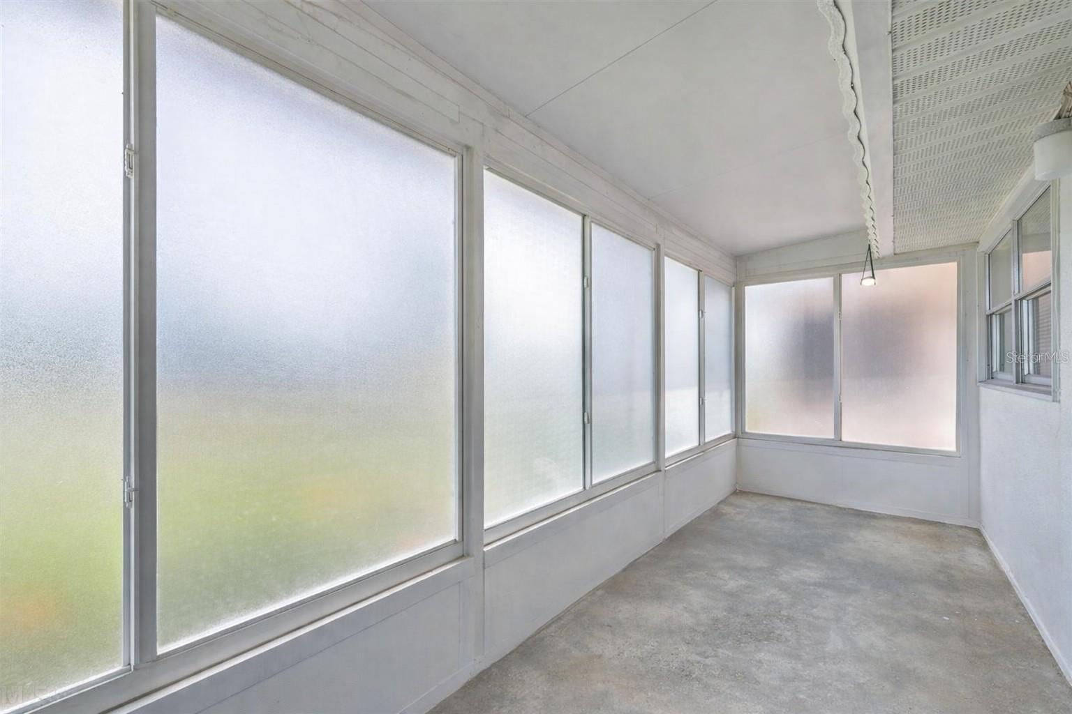 Image 25 of 33 For 201 Bedford Trail F121