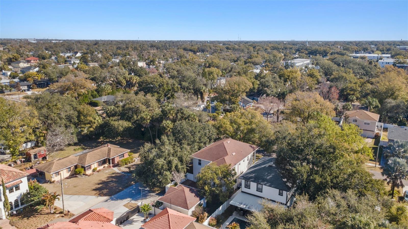 Listing photo id 42 for 2722 Myrtle Avenue