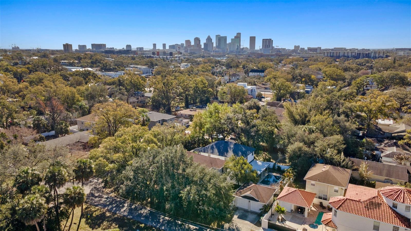 Listing photo id 44 for 2722 Myrtle Avenue