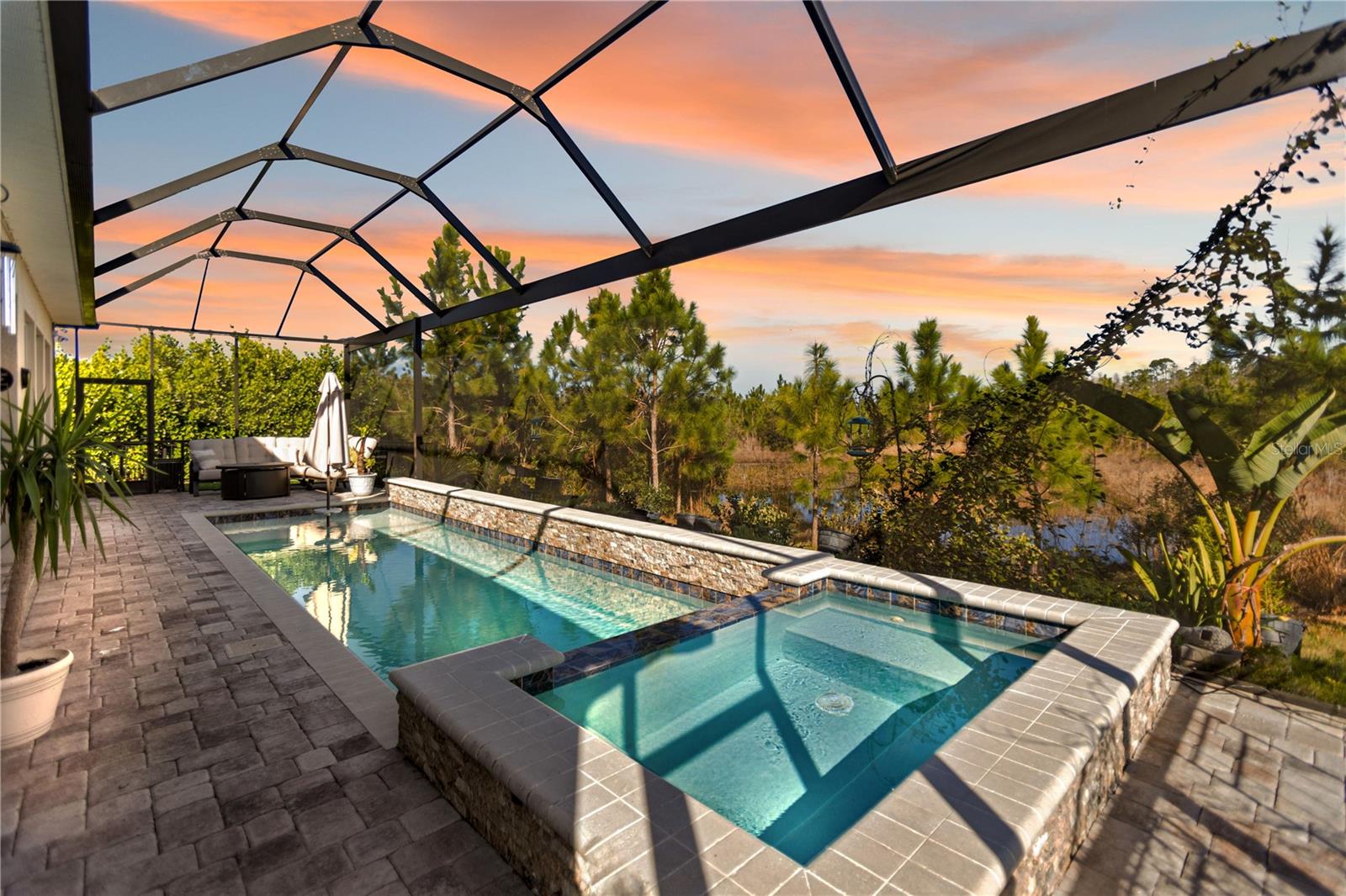 Image 4 of 59 For 4289 Tour Trace