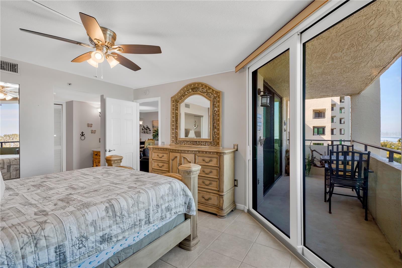 Image 16 of 39 For 6009 Sea Ranch Drive 415