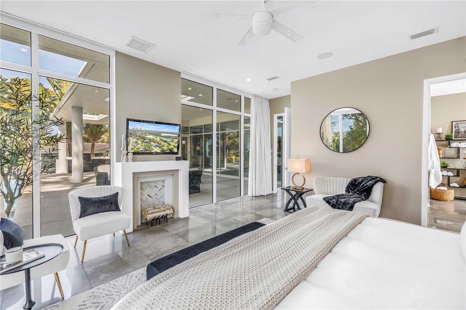 Listing photo id 22 for 3324 Walnut Street Ne