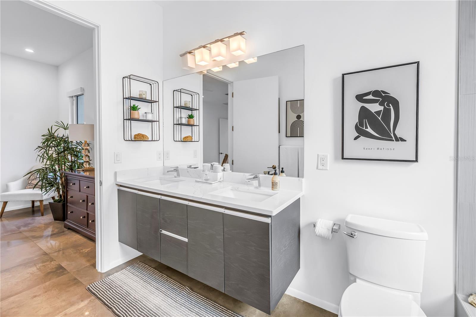 Listing photo id 35 for 3324 Walnut Street Ne