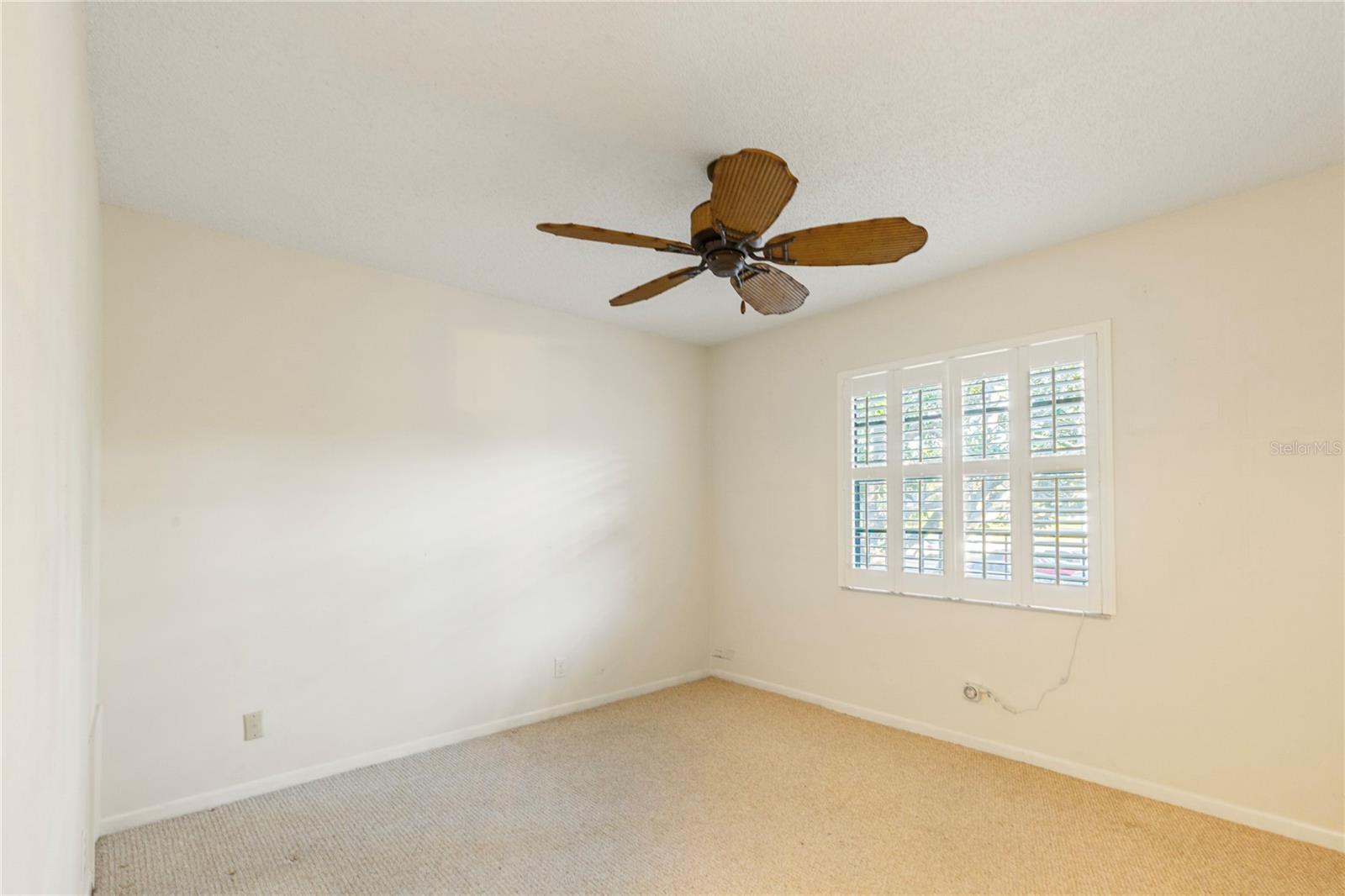 Image 18 of 32 For 101 Lake Avenue Ne 209