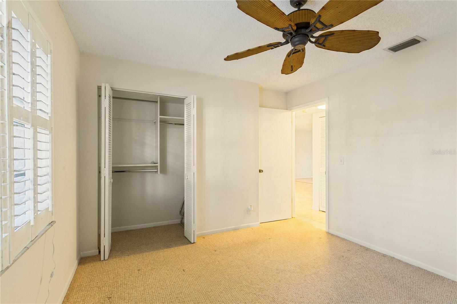 Image 20 of 32 For 101 Lake Avenue Ne 209