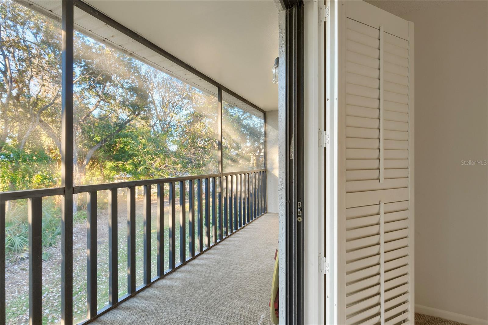 Image 22 of 32 For 101 Lake Avenue Ne 209