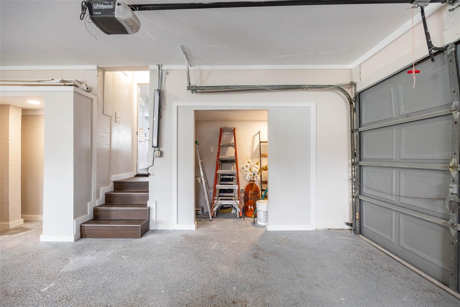 Image 32 of 38 For 12756 Poinsettia Avenue