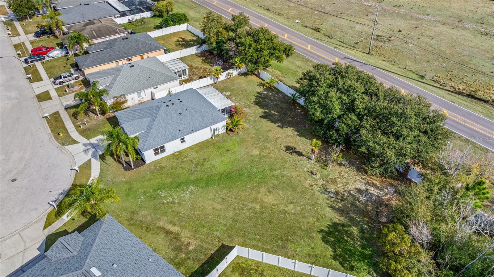 Image 30 of 37 For 6114 School House Court