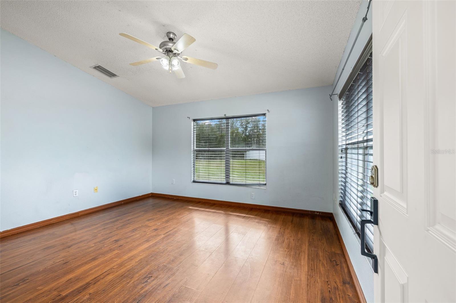 Image 4 of 37 For 6114 School House Court