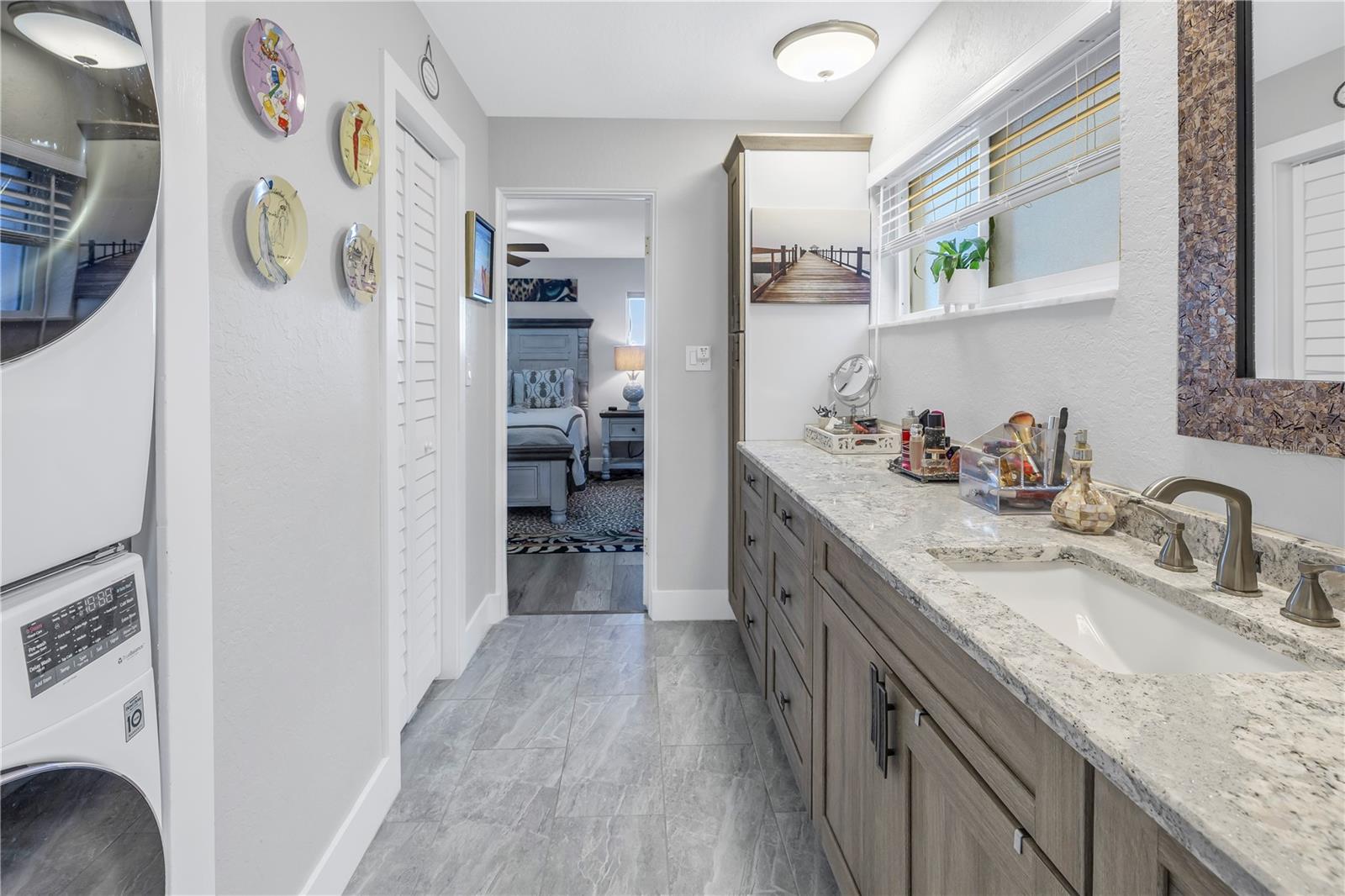 Image 31 of 75 For 800 Madonna Boulevard A