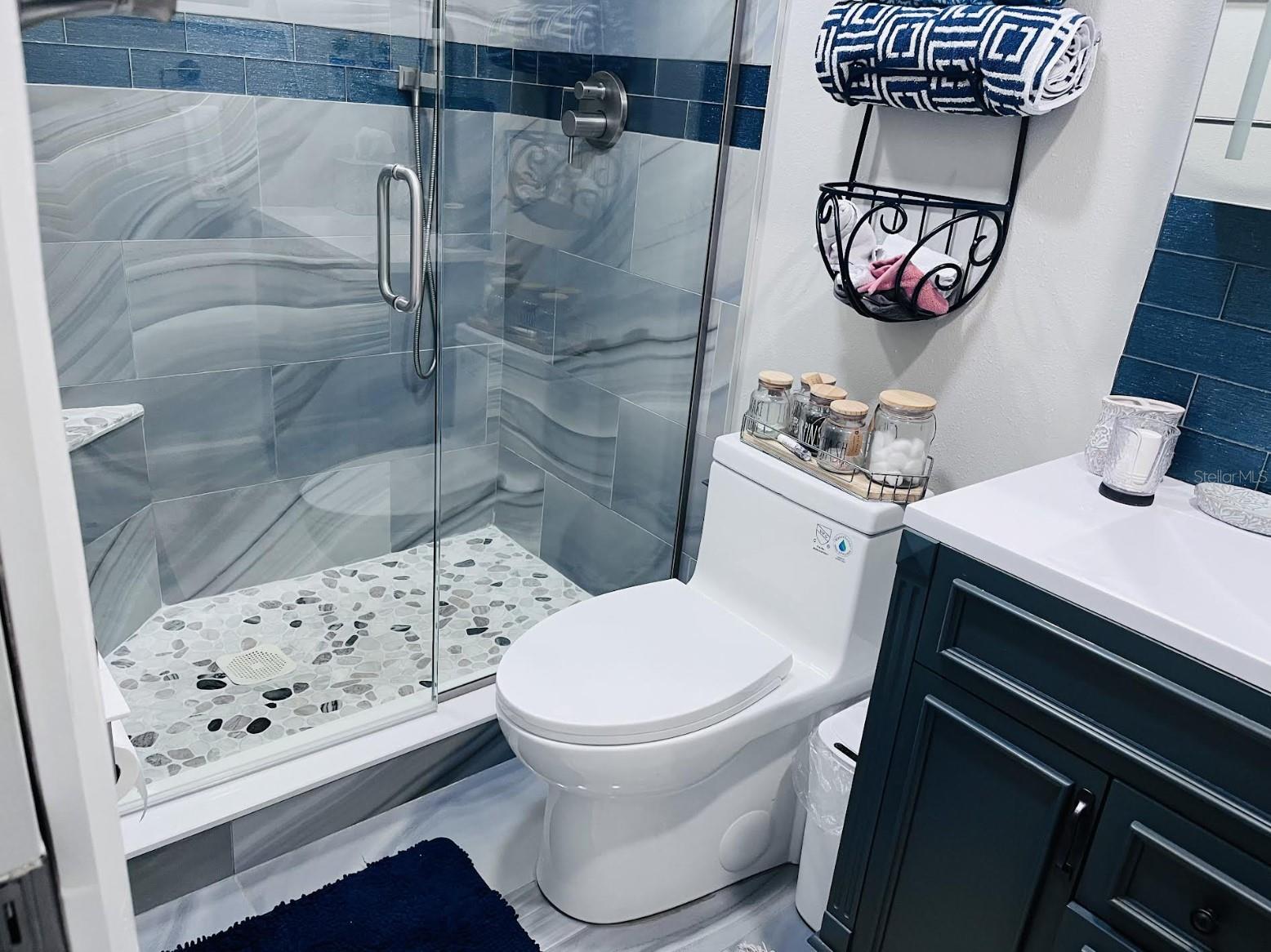 Image 36 of 75 For 800 Madonna Boulevard A