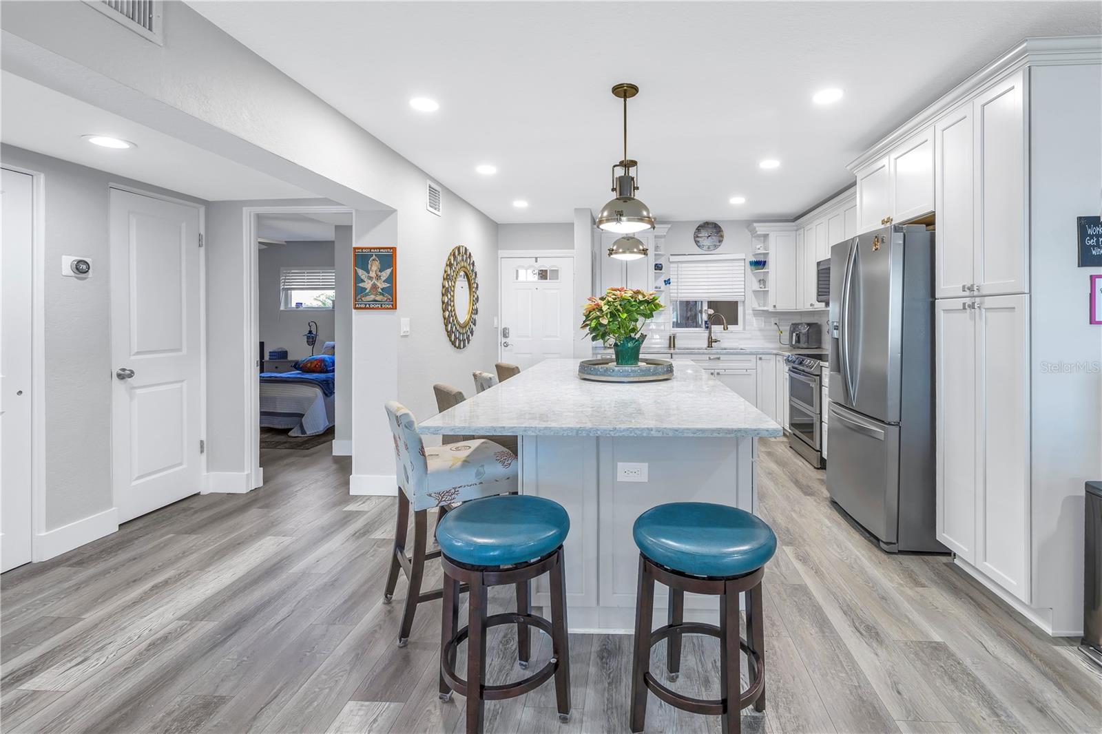 Image 6 of 75 For 800 Madonna Boulevard A