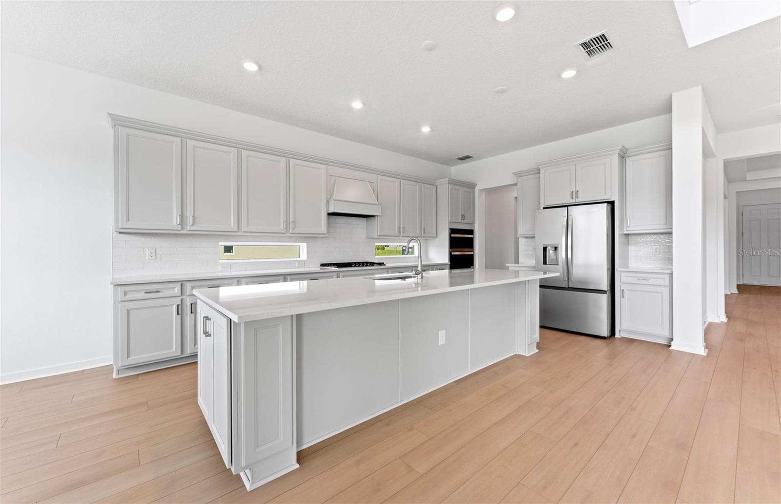 Listing photo id 1 for 6926 Gilly Shadow Street