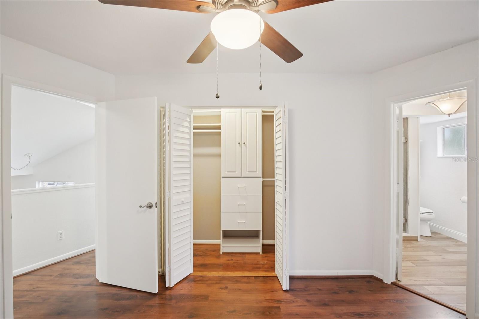 Image 21 of 29 For 500 New York Avenue 21