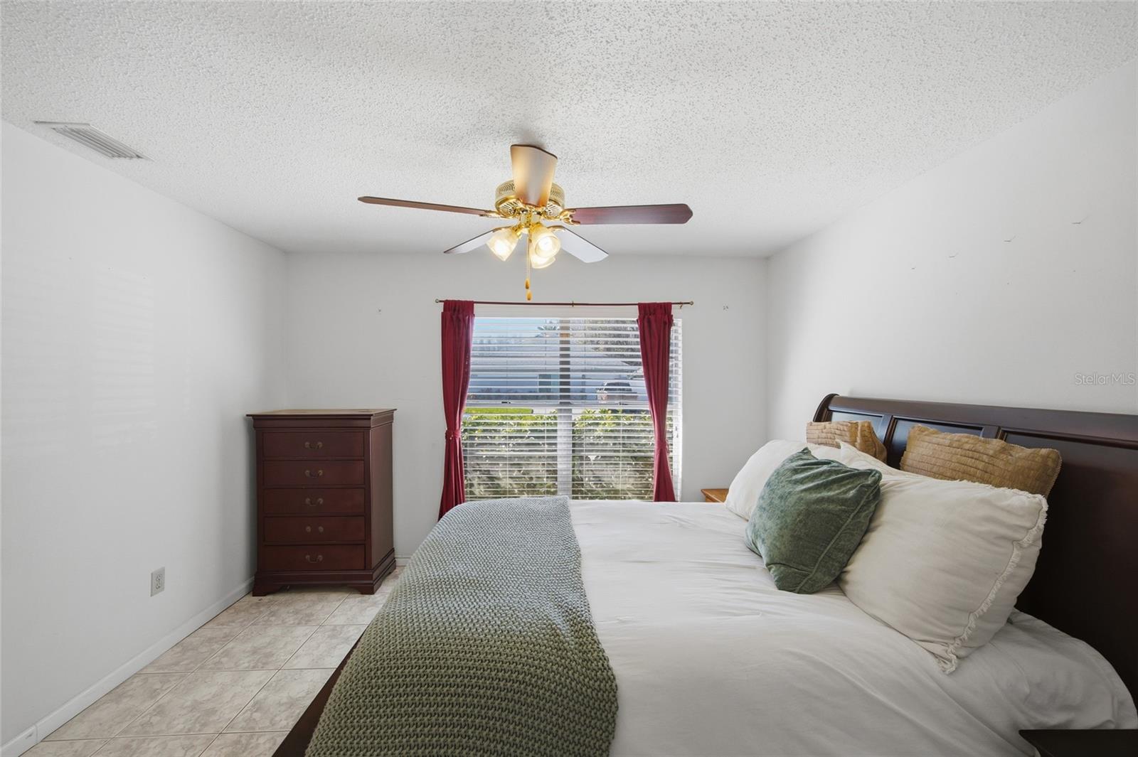 Image 12 of 34 For 5903 Birchwood Drive