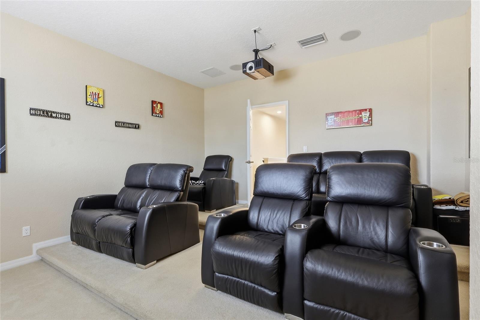 Image 28 of 54 For 11749 Newberry Grove Loop