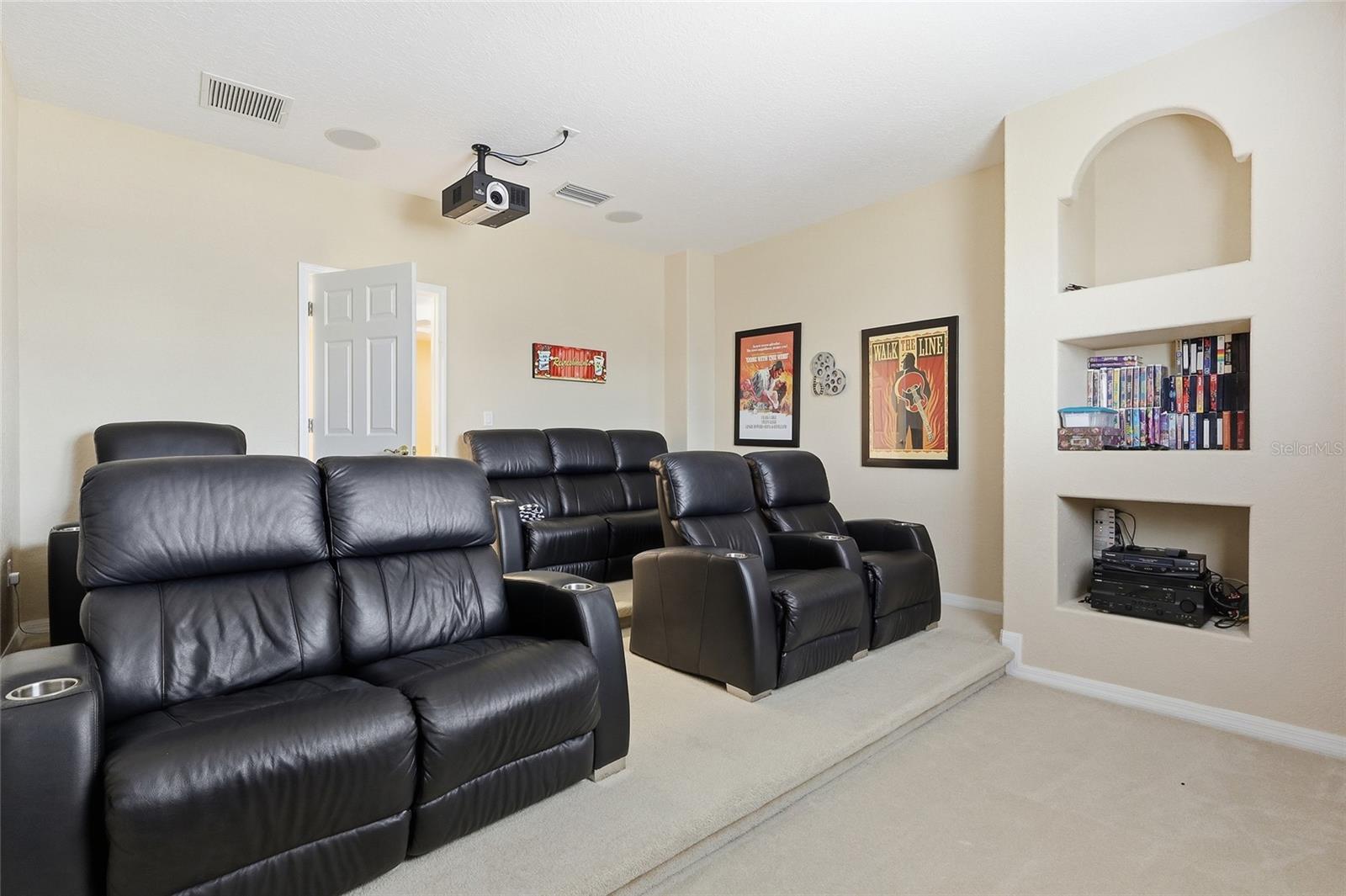 Image 29 of 54 For 11749 Newberry Grove Loop