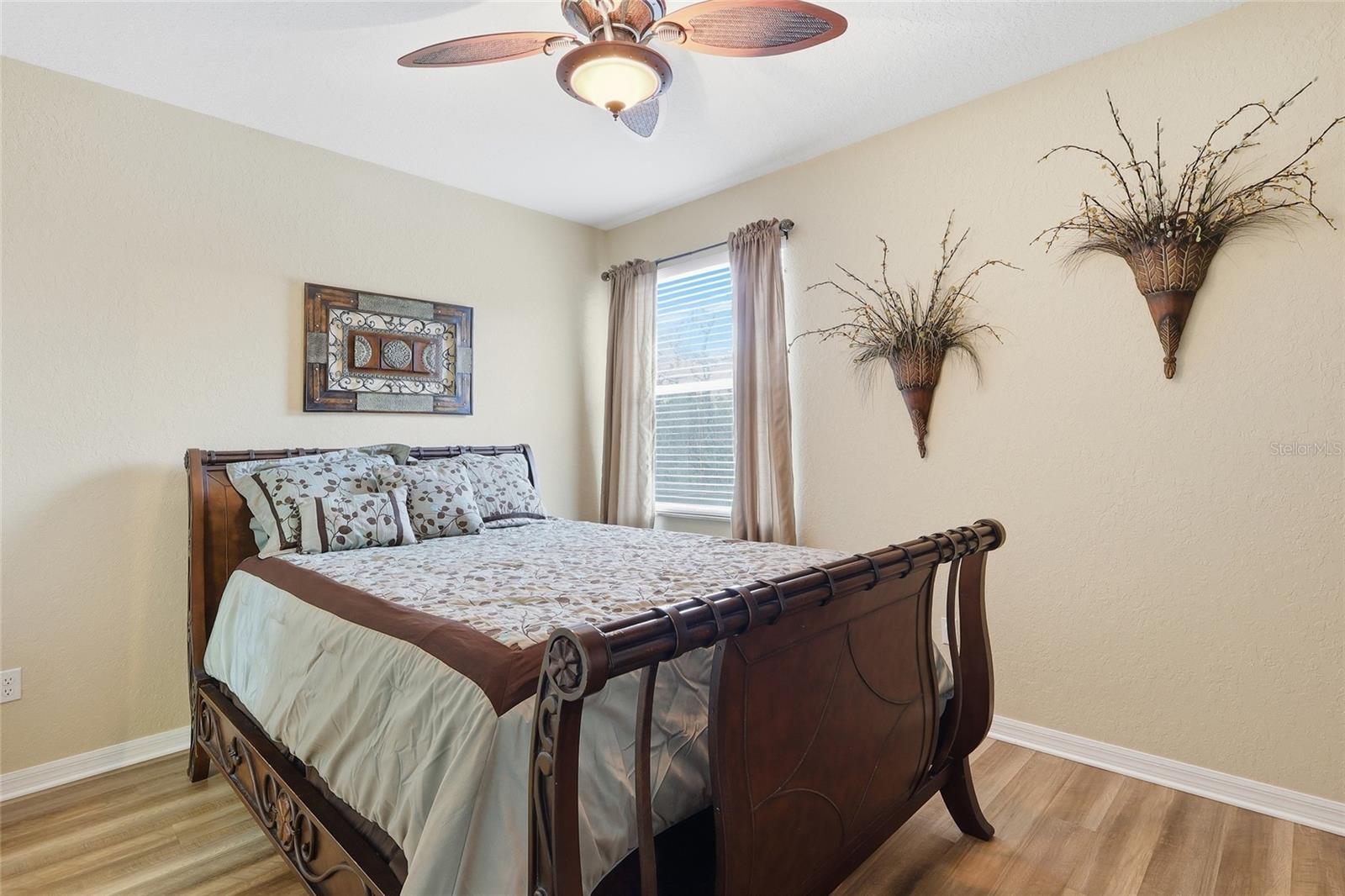 Image 34 of 54 For 11749 Newberry Grove Loop