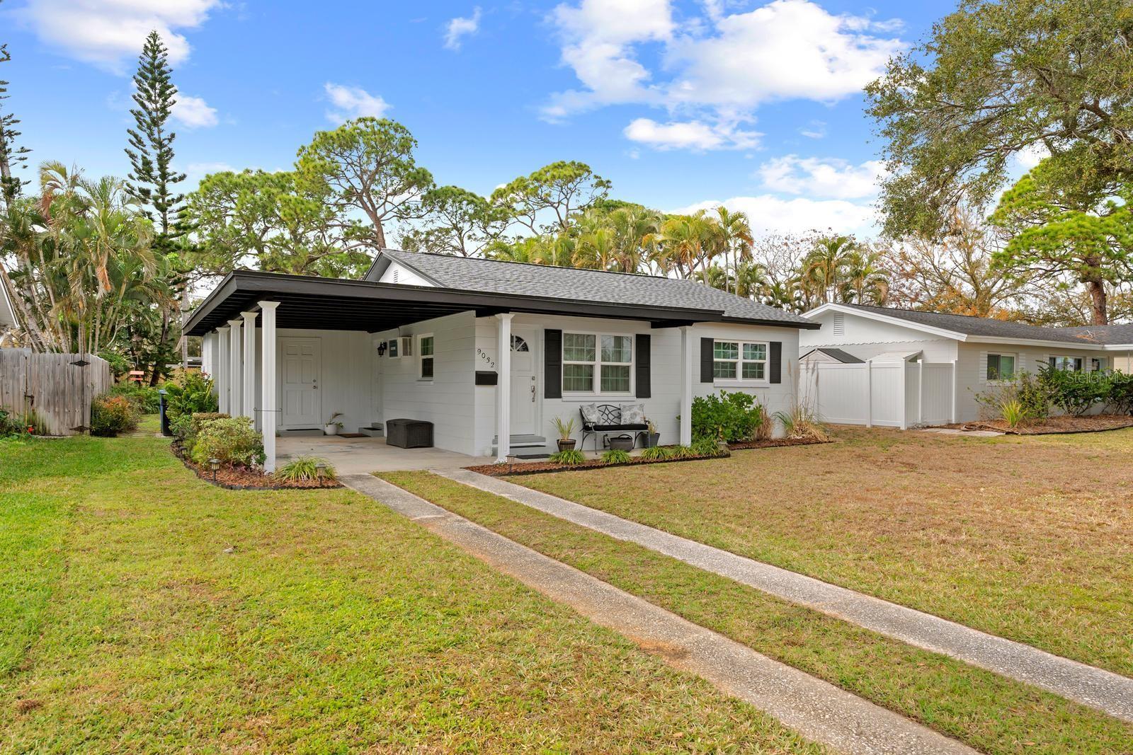 Image 27 of 33 For 9032 Bay Street Ne