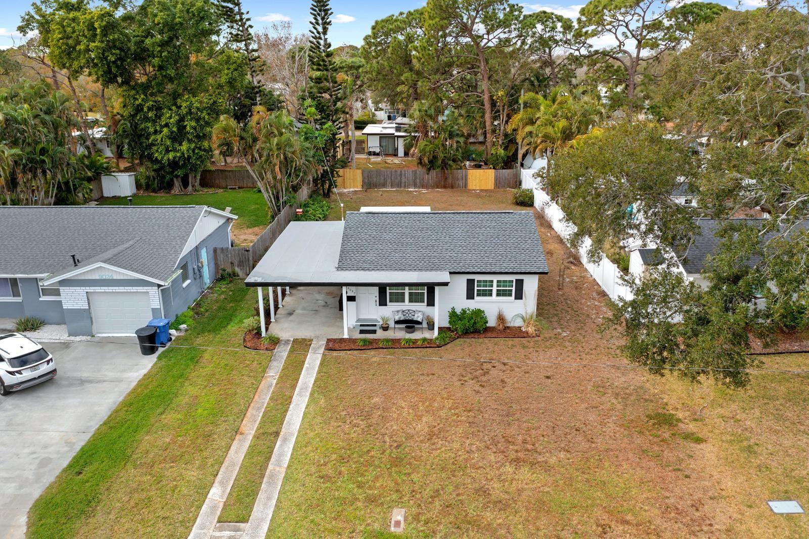 Image 28 of 33 For 9032 Bay Street Ne