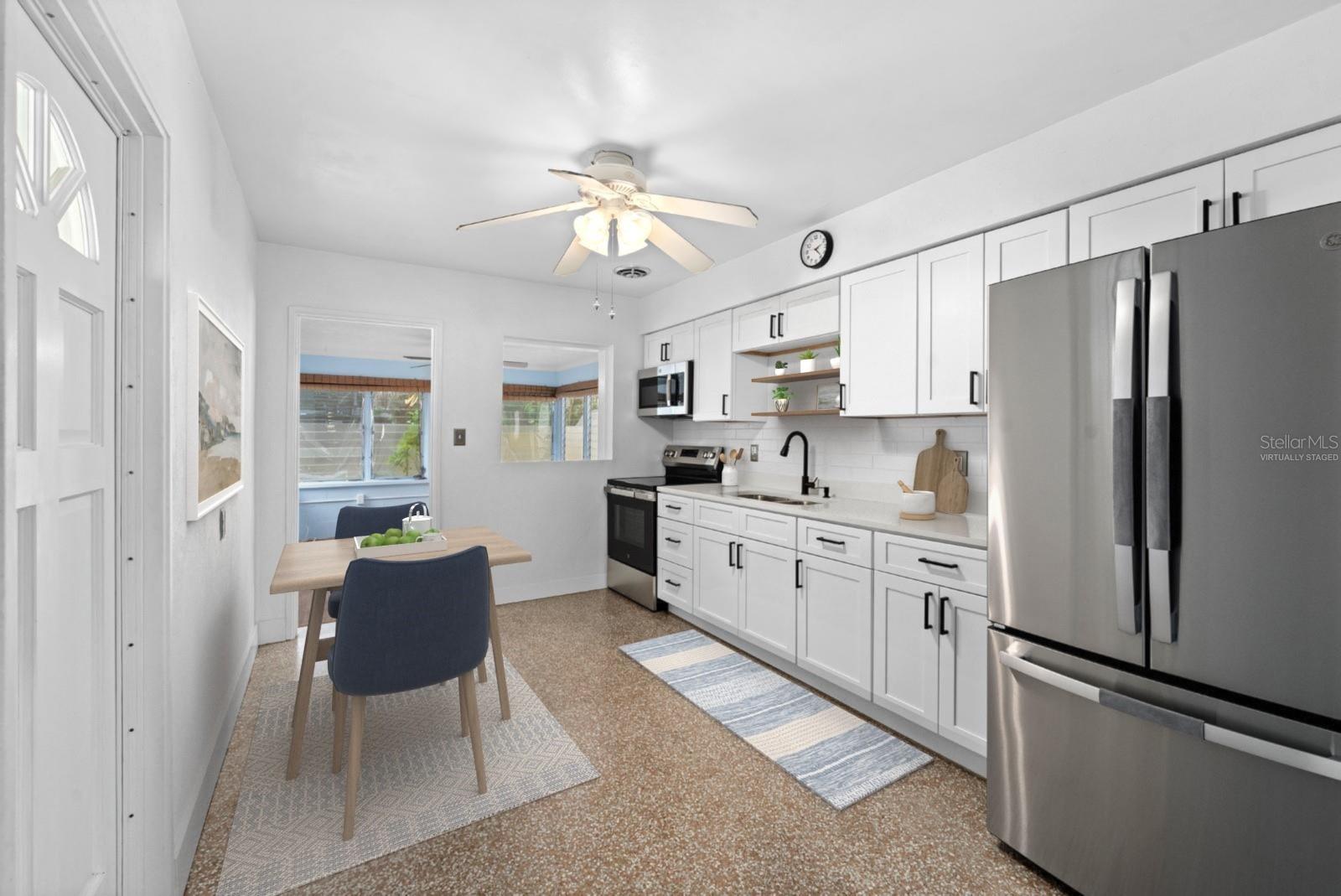 Image 9 of 33 For 9032 Bay Street Ne