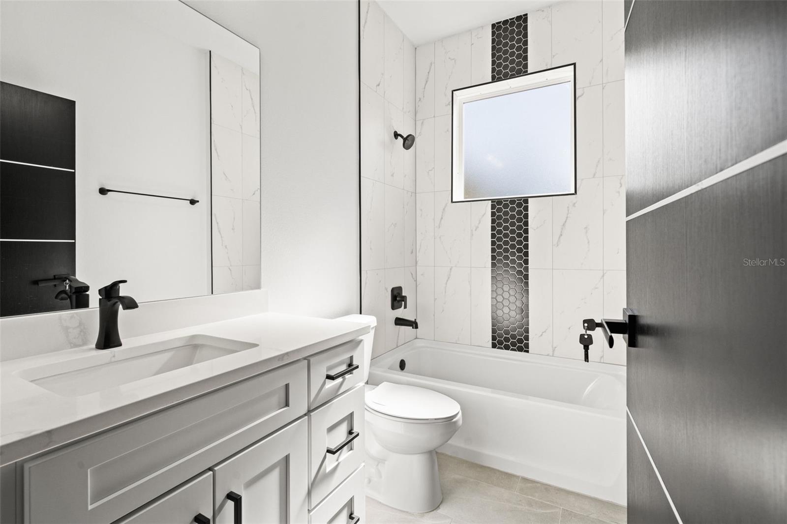 Image 27 of 53 For 11810 Providence Way