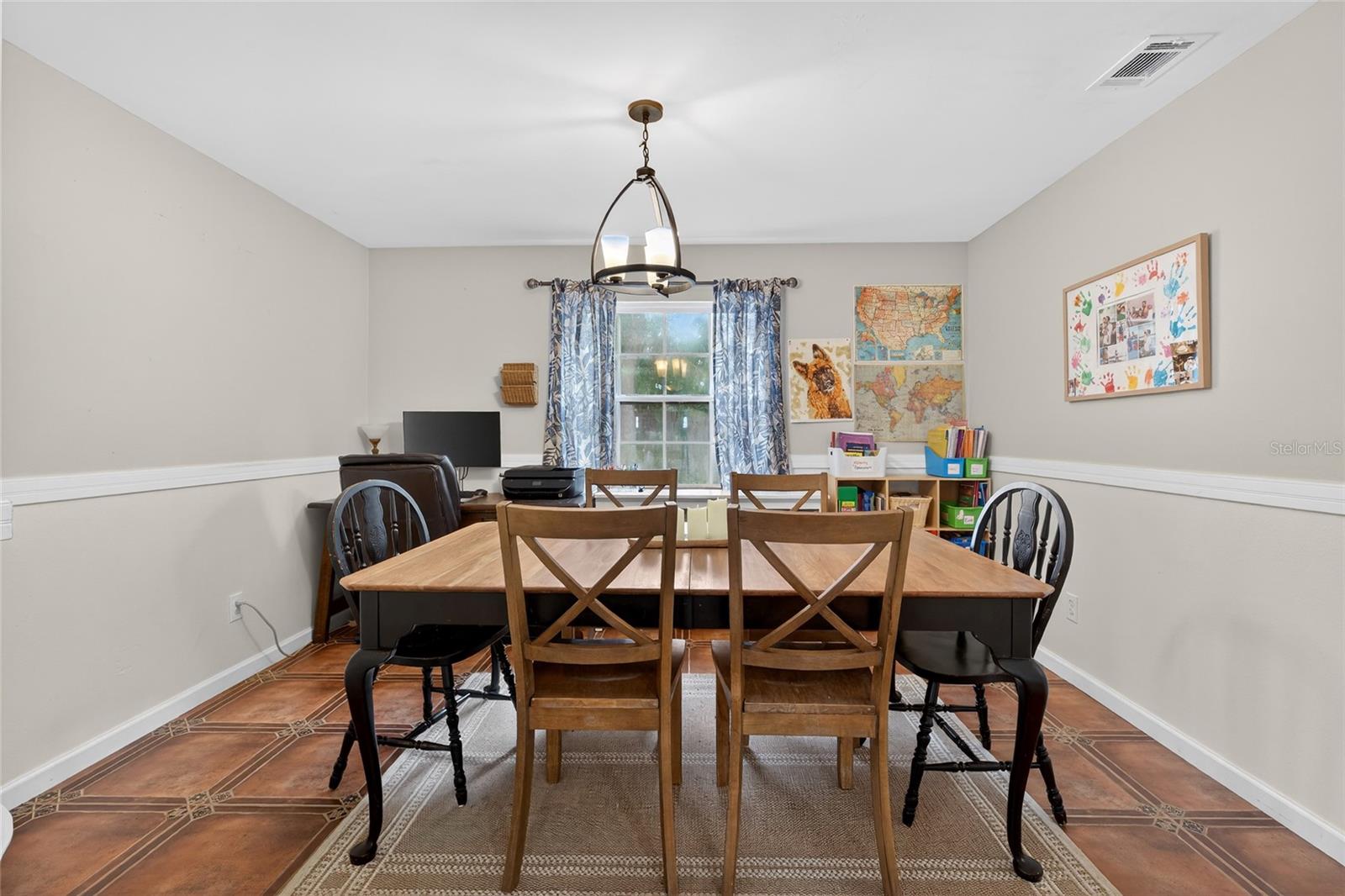 Image 25 of 81 For 4945 Canterbury Drive