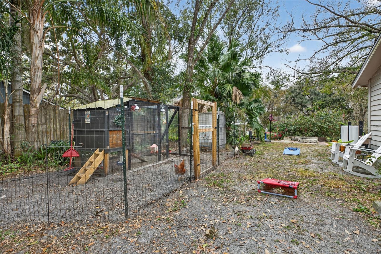 Image 54 of 81 For 4945 Canterbury Drive