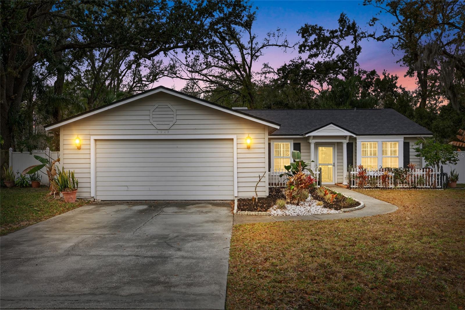 Image 68 of 81 For 4945 Canterbury Drive