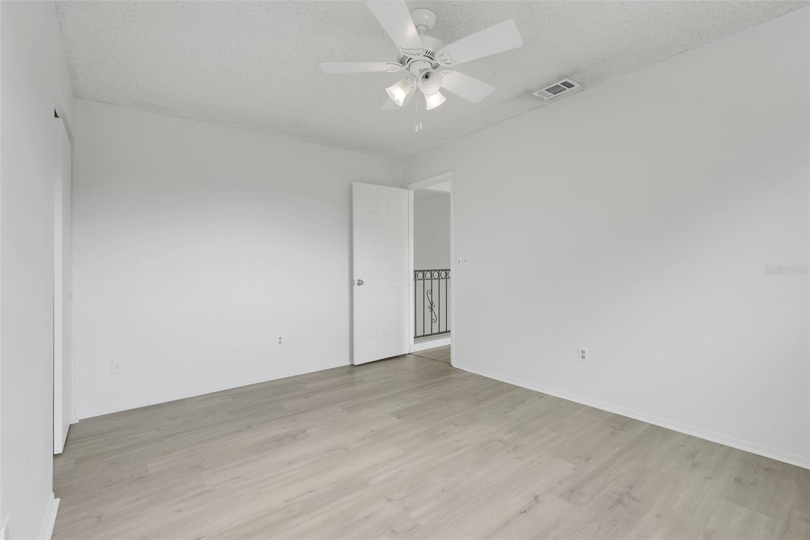 Image 28 of 47 For 397 Chicago Woods Circle