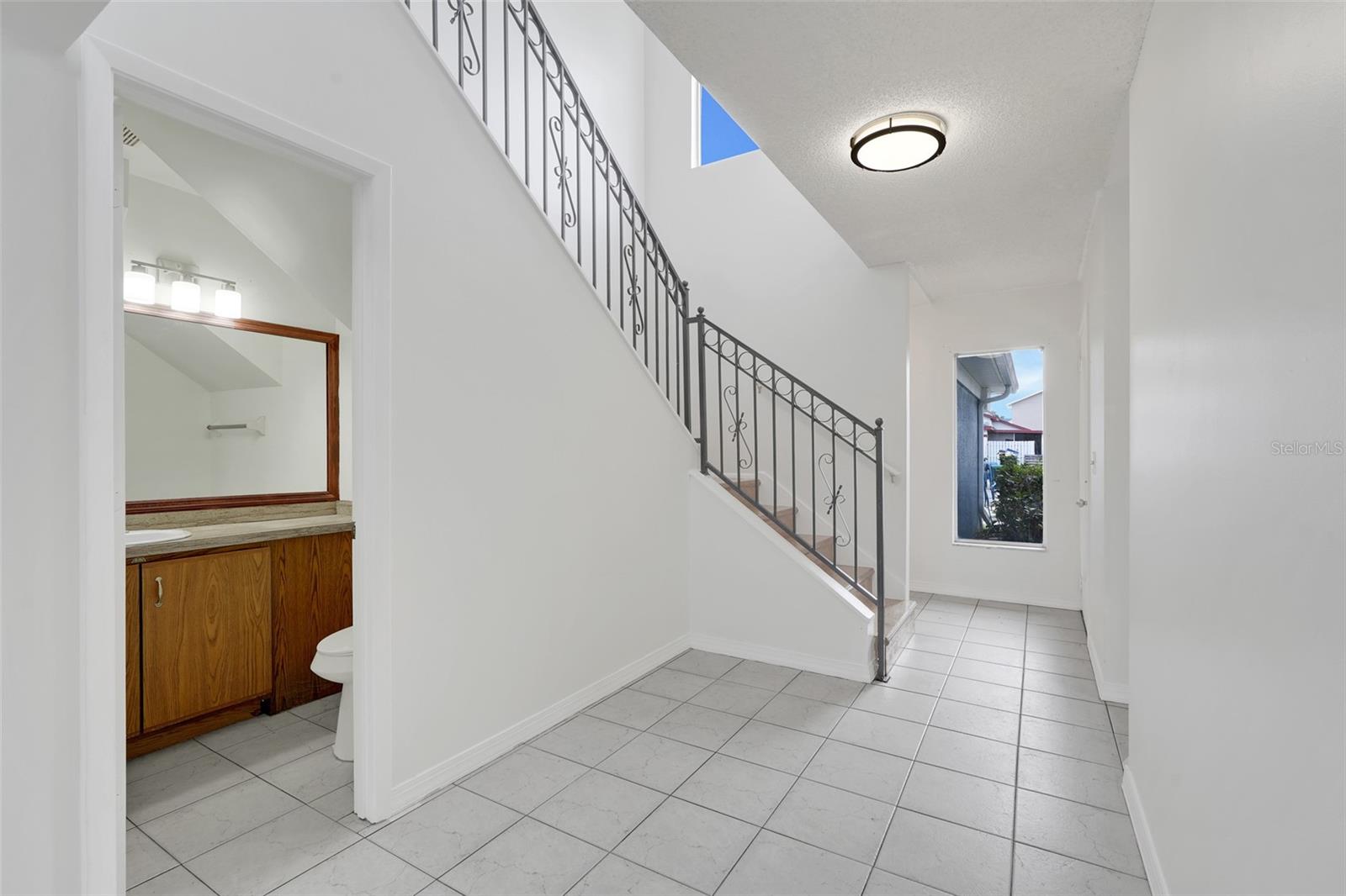 Image 4 of 47 For 397 Chicago Woods Circle