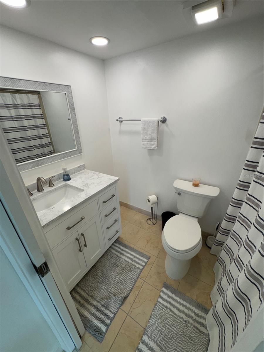 Image 16 of 22 For 12922 Cherrydale Court